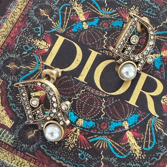 Dior Logo Tribale Pearl and Strass Gold Earrings - Picture 6 of 6